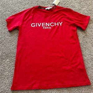 Mens red t shirt